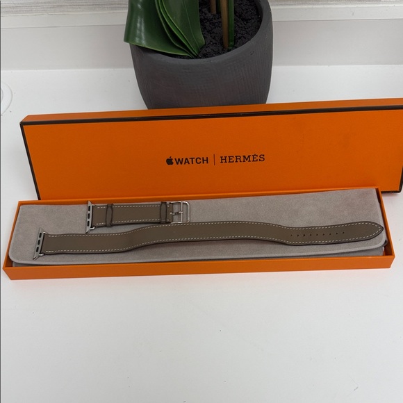 Hermes Accessories - Hermes Double Tour Leather Watch Band in Taupe